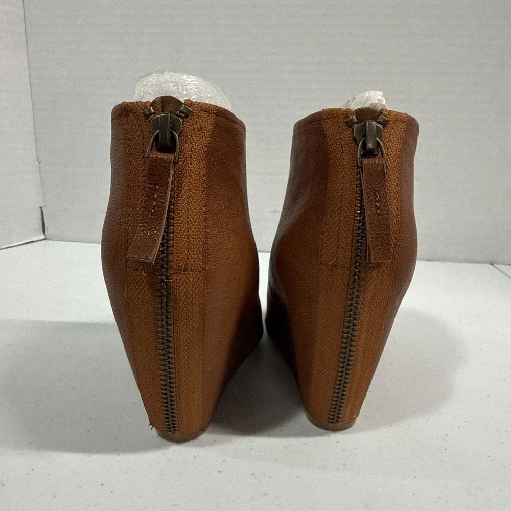 Nine West Leather Wedge Heel Booties Size 5M Brown Peep Toe Shoes Back Zip NEW